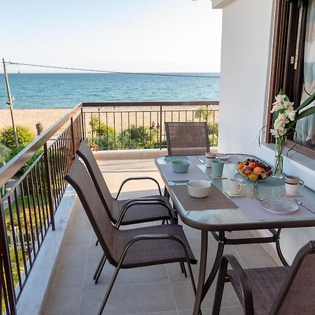 Dimi Seafront Apartment By Rentals Pro Services - ניאה מודאניה מראה חיצוני תמונה