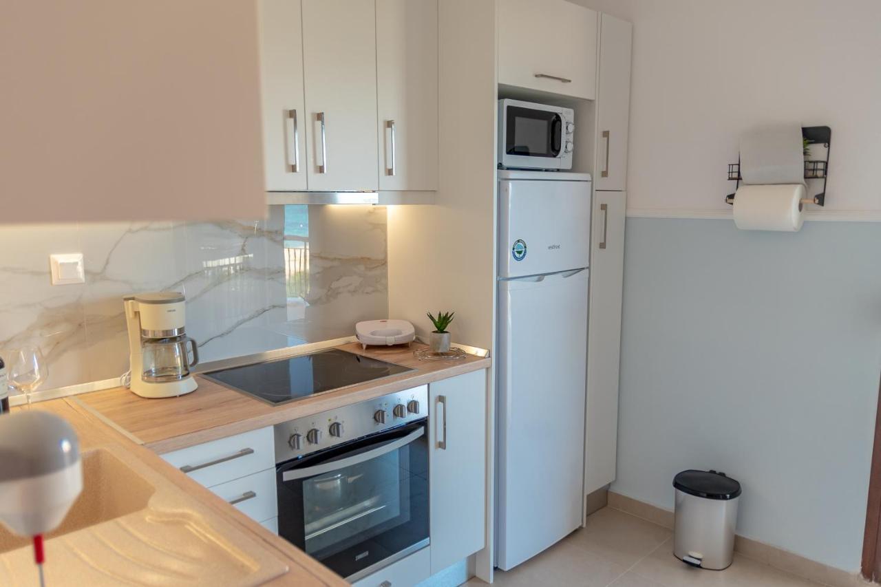 Dimi Seafront Apartment By Rentals Pro Services - ניאה מודאניה מראה חיצוני תמונה