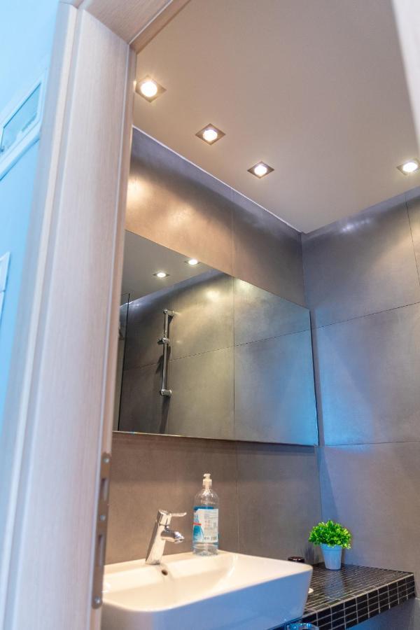 Dimi Seafront Apartment By Rentals Pro Services - ניאה מודאניה מראה חיצוני תמונה