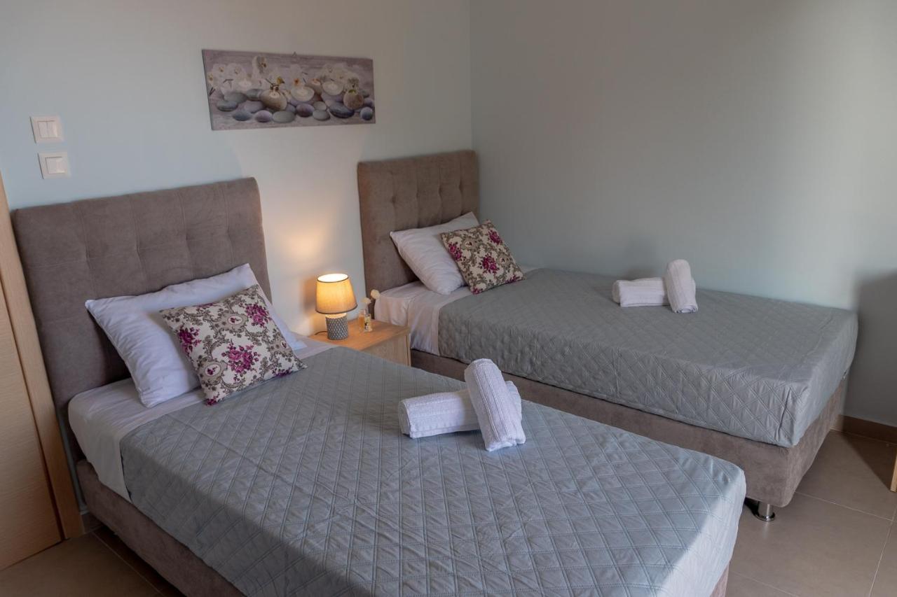 Dimi Seafront Apartment By Rentals Pro Services - ניאה מודאניה מראה חיצוני תמונה