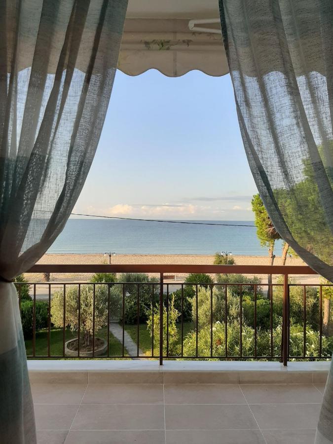 Dimi Seafront Apartment By Rentals Pro Services - ניאה מודאניה מראה חיצוני תמונה